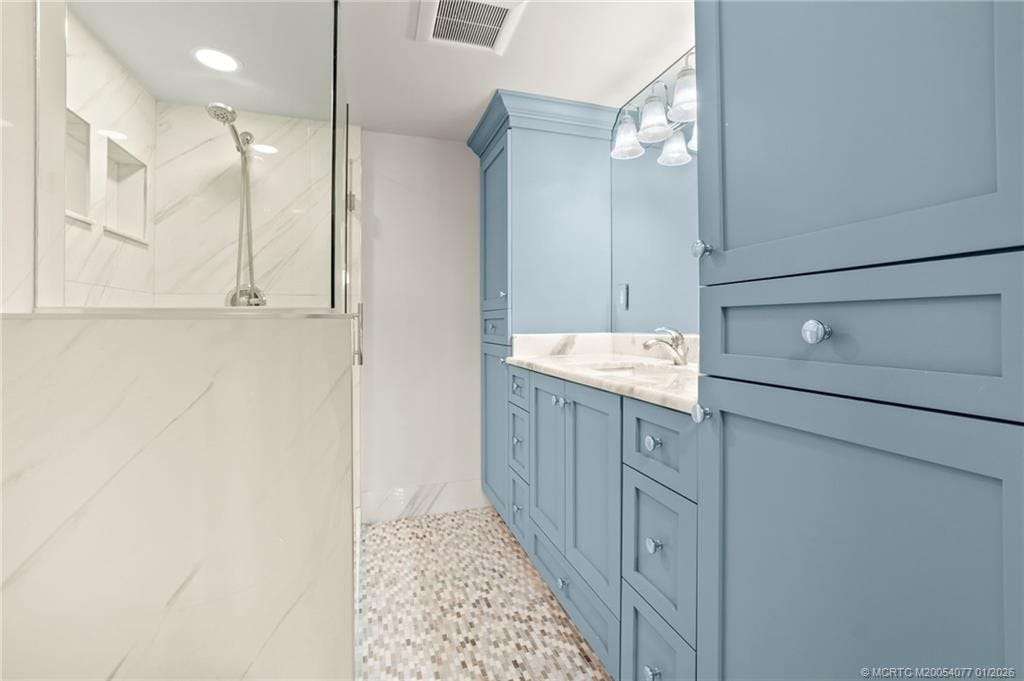 1950 SW Palm City Road 6105 — photo 12
