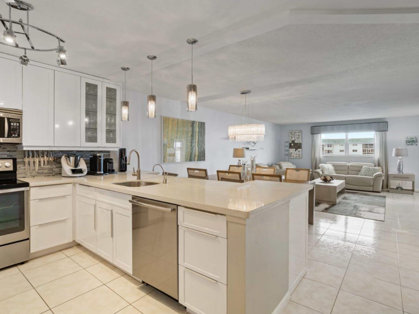 4750 NW 22nd Court 509, Lauderhill, FL 33313