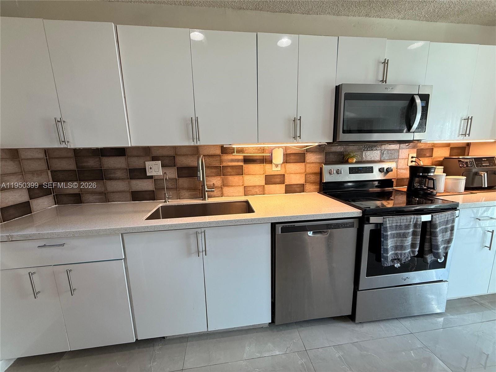 10625 NW 30th Place 1, Sunrise, FL 33322 photo 5