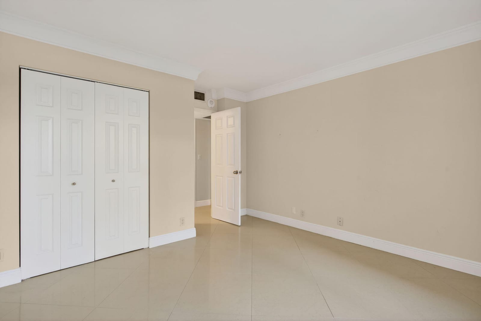 405 N Ocean Boulevard 208, Pompano Beach, FL 33062 photo 22