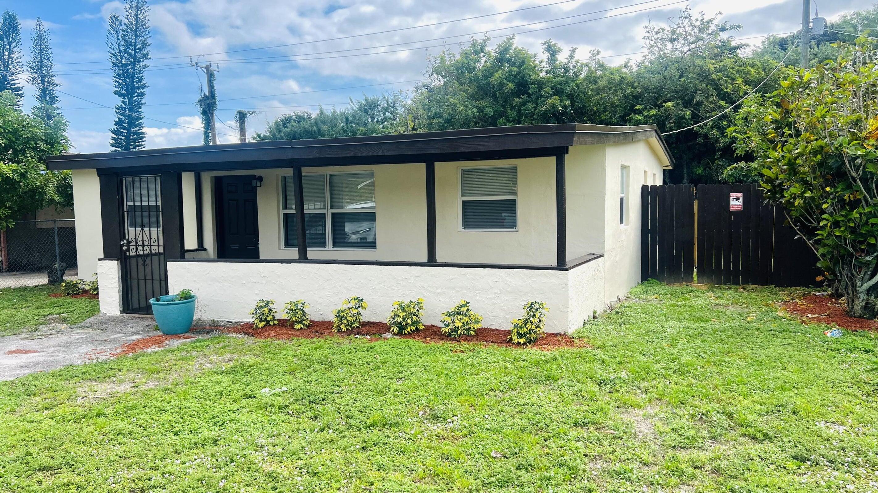 2360 Nw 2nd Street Street, Pompano Beach, FL 33069, Pompano Beach