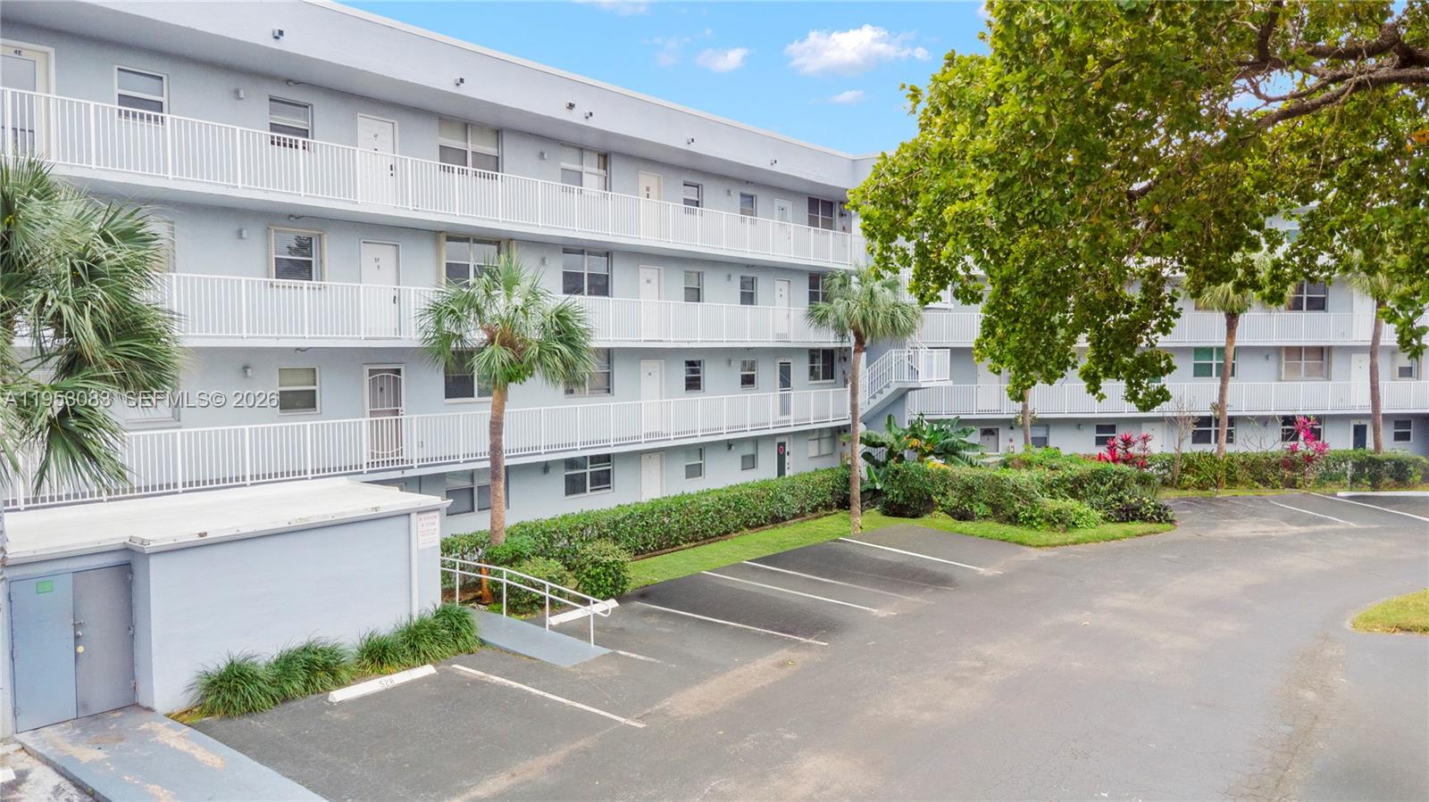 117 Royal Park Drive 3H, Oakland Park, FL 33309, Oakland Park