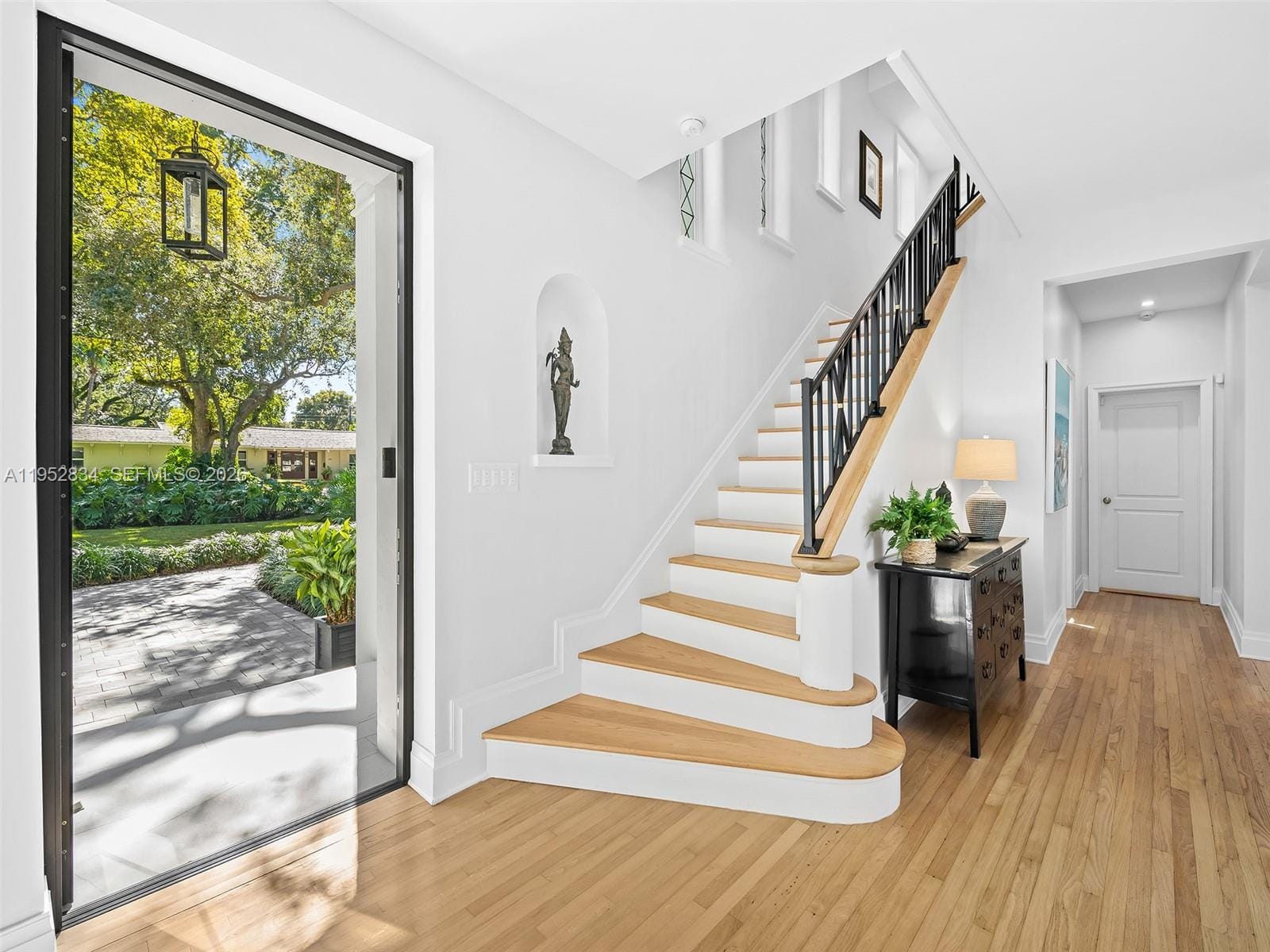 1257 Mariola Court, Coral Gables, FL 33134 photo 9