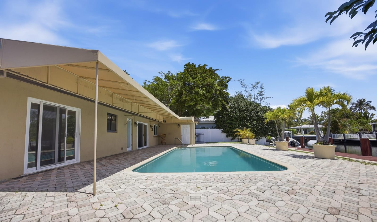 730 SE 3rd Terrace, Pompano Beach, FL 33060 photo 14