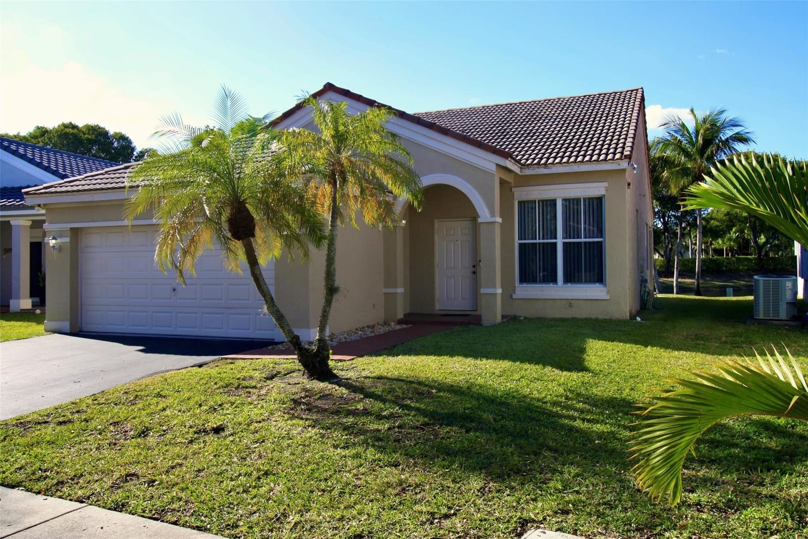853 Sand Creek Circle, Weston, FL 33327 photo 1