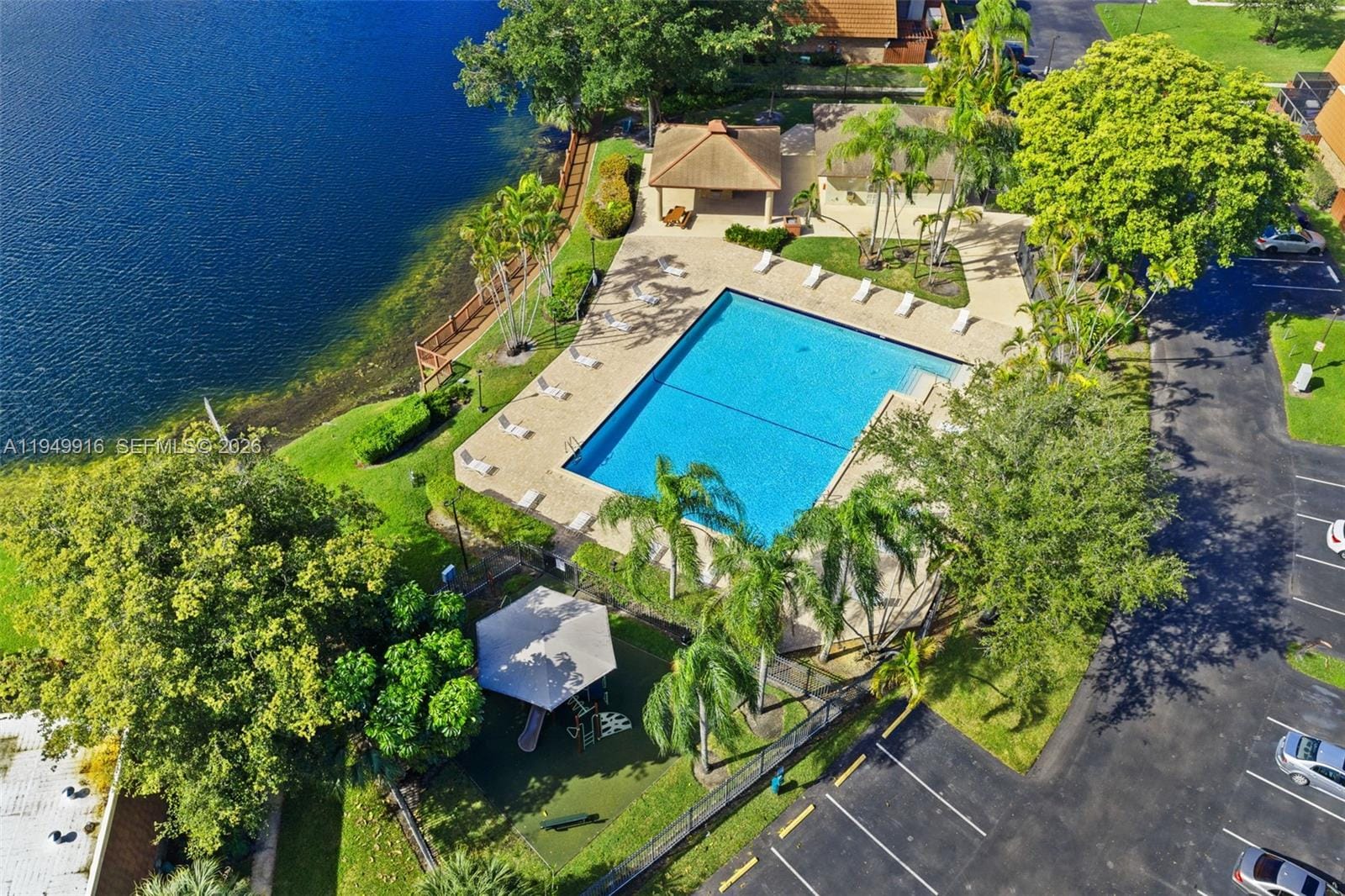 11875 SW 12th Place, Davie, FL 33325 photo 30