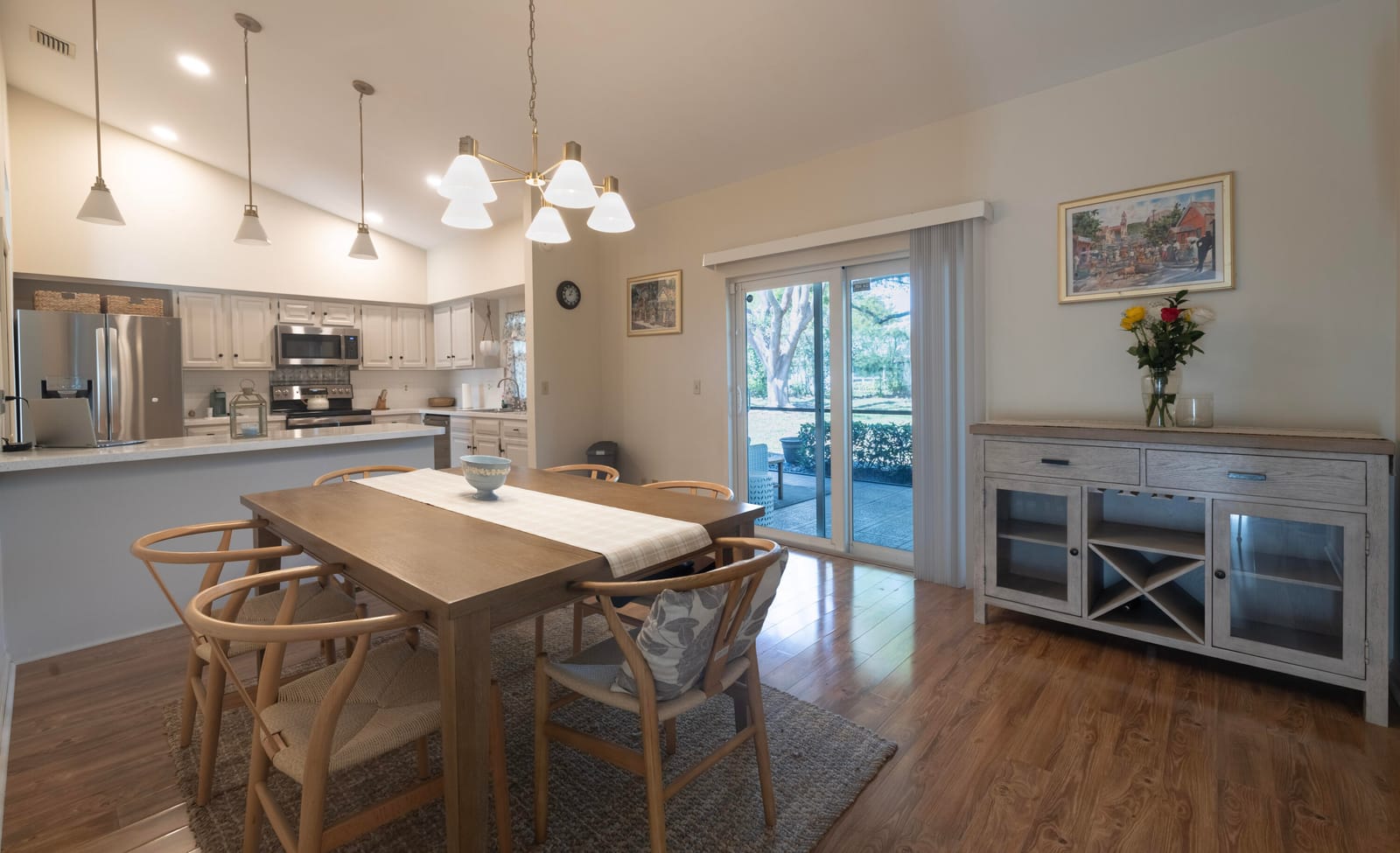 10195 Greentrail Drive — photo 11