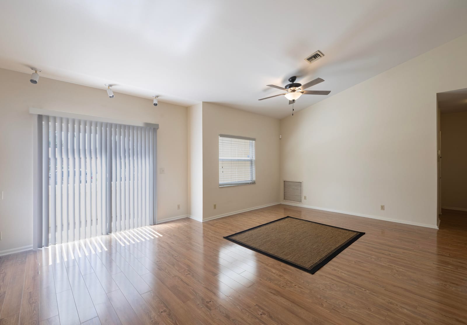 10195 Greentrail Drive, Boynton Beach, FL 33436 photo 14
