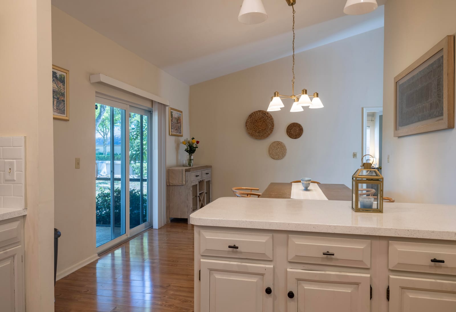10195 Greentrail Drive — photo 6