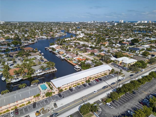 331 E Mcnab Road 226, Waterview Lodge, Pompano Beach, FL