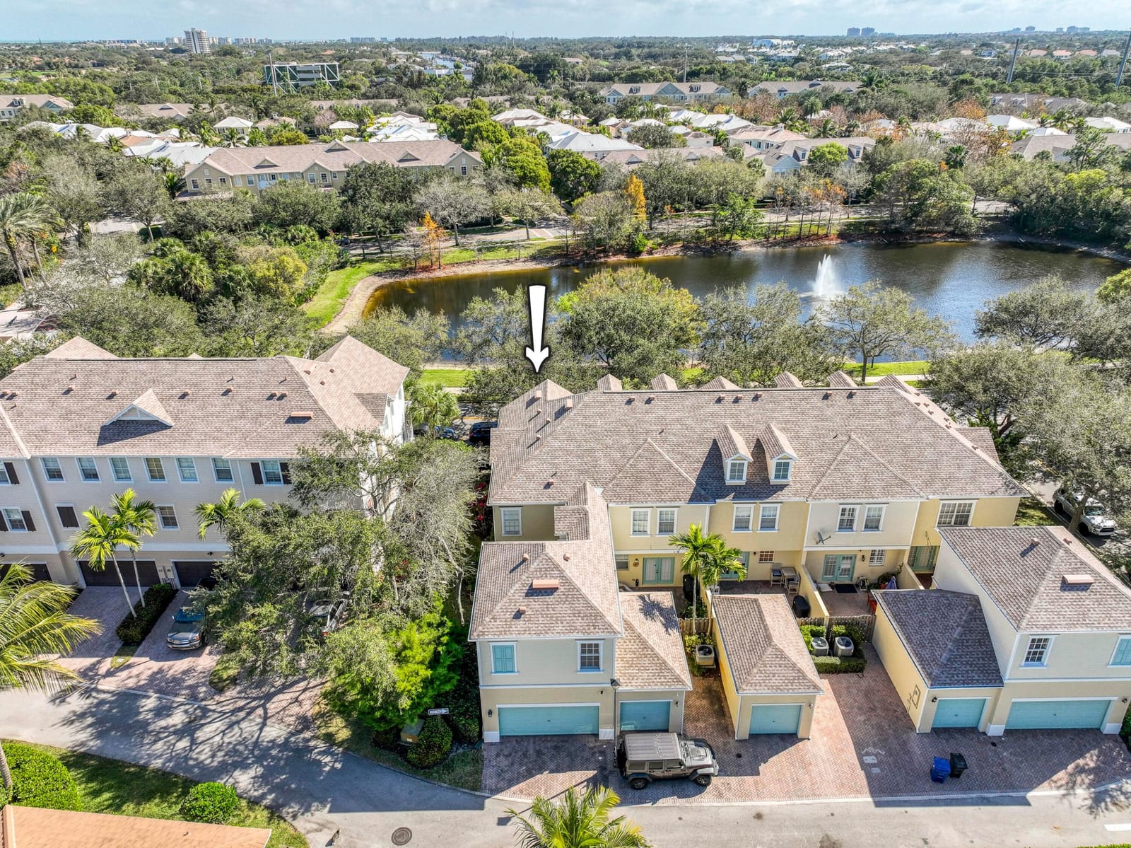 120 W Thatch Palm Circle, Jupiter, FL 33458 photo 1
