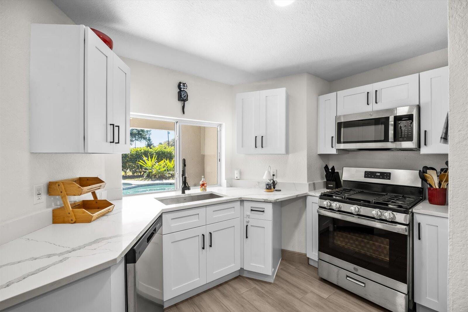 907 Antigua Avenue, Fort Pierce, FL 34982 photo 14