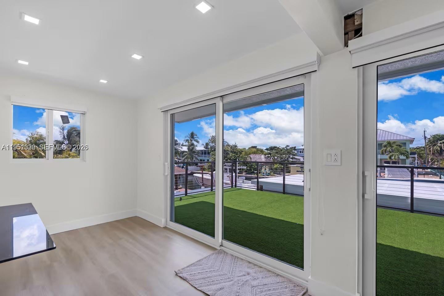 125 Gardenia Street — photo 11