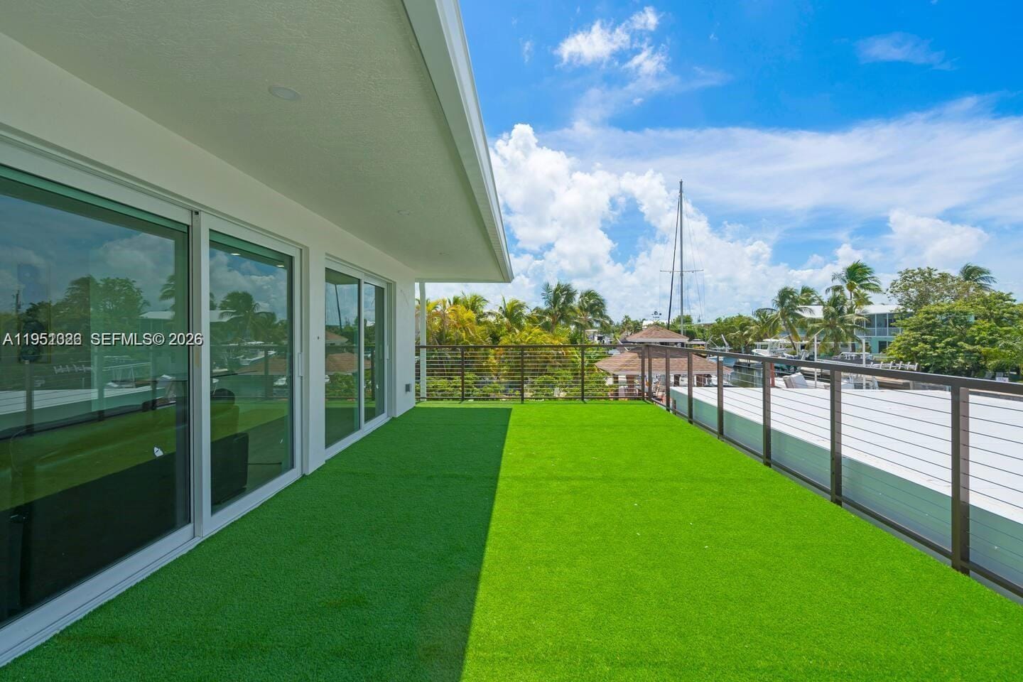 125 Gardenia Street — photo 8