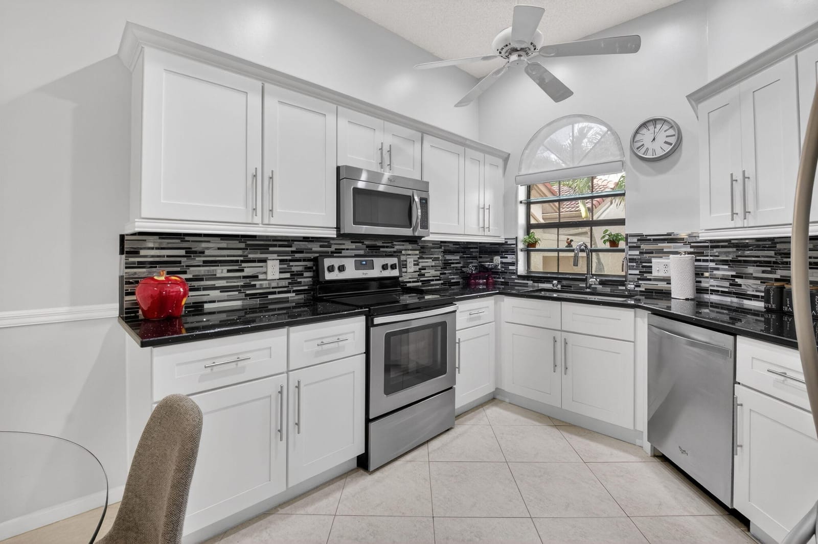 5195 Europa Drive L, Boynton Beach, FL 33437