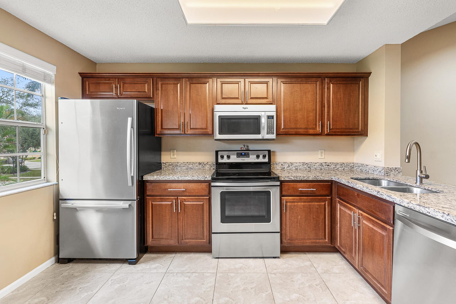 6626 Via Regina, Boca Raton, FL 33433 photo 9