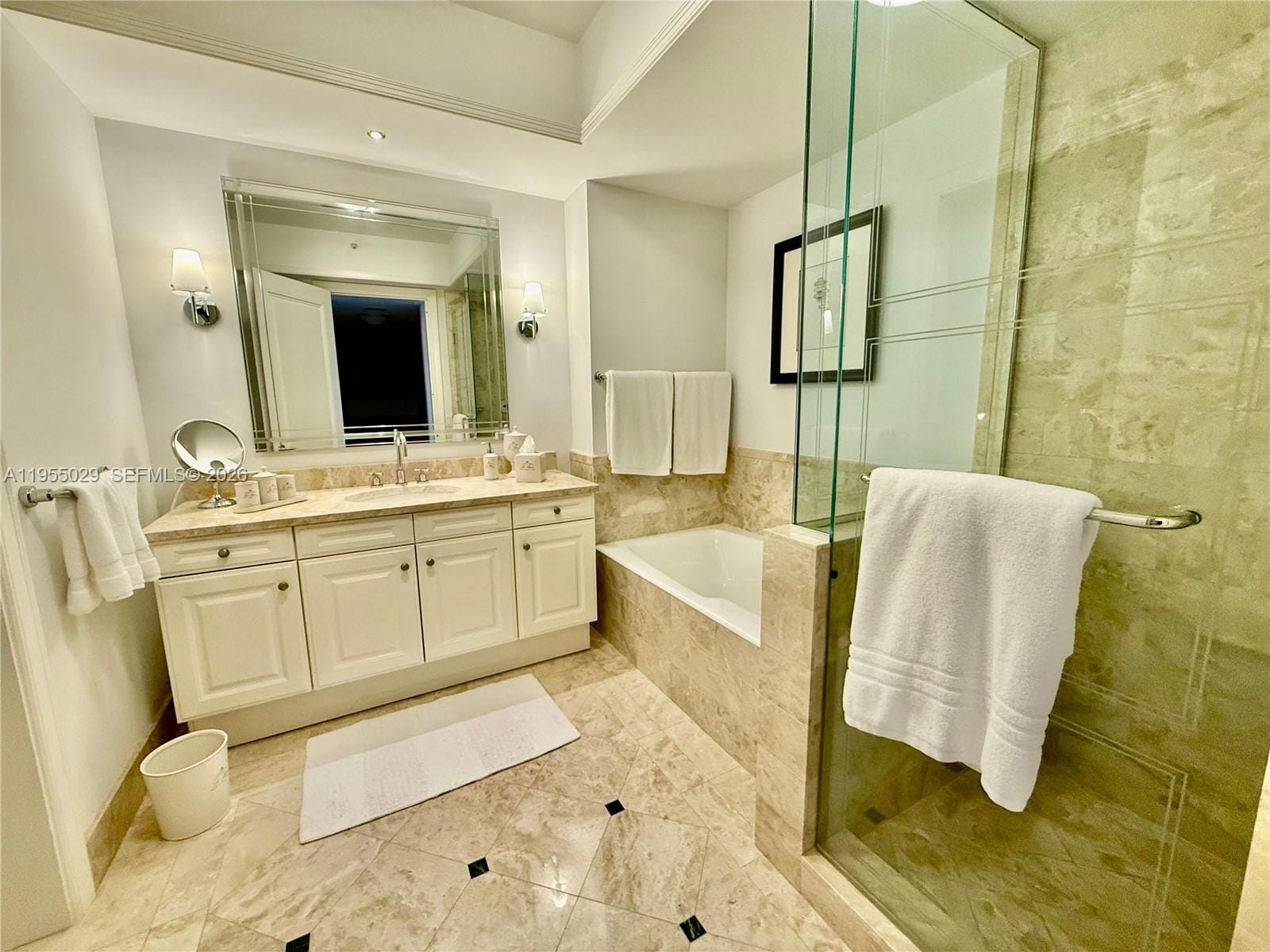 1435 Brickell Avenue 3508 — photo 5