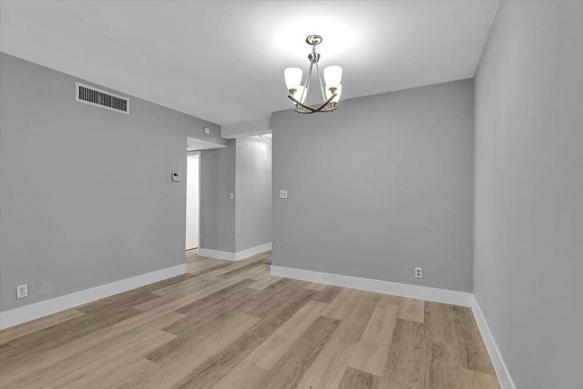 8380 Lagos De Campo Boulevard 110 — photo 12