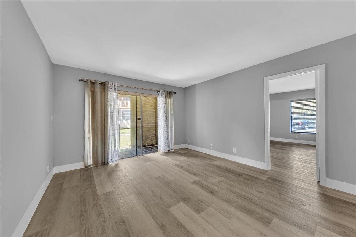 8380 Lagos De Campo Boulevard 110, Tamarac, FL 33321 photo 14