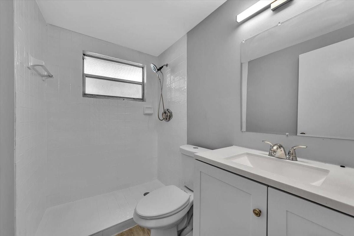 8380 Lagos De Campo Boulevard 110, Tamarac, FL 33321 photo 24