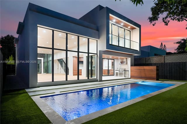 229 NW 42nd Street, Columbia Park Corr Pl, Miami, FL