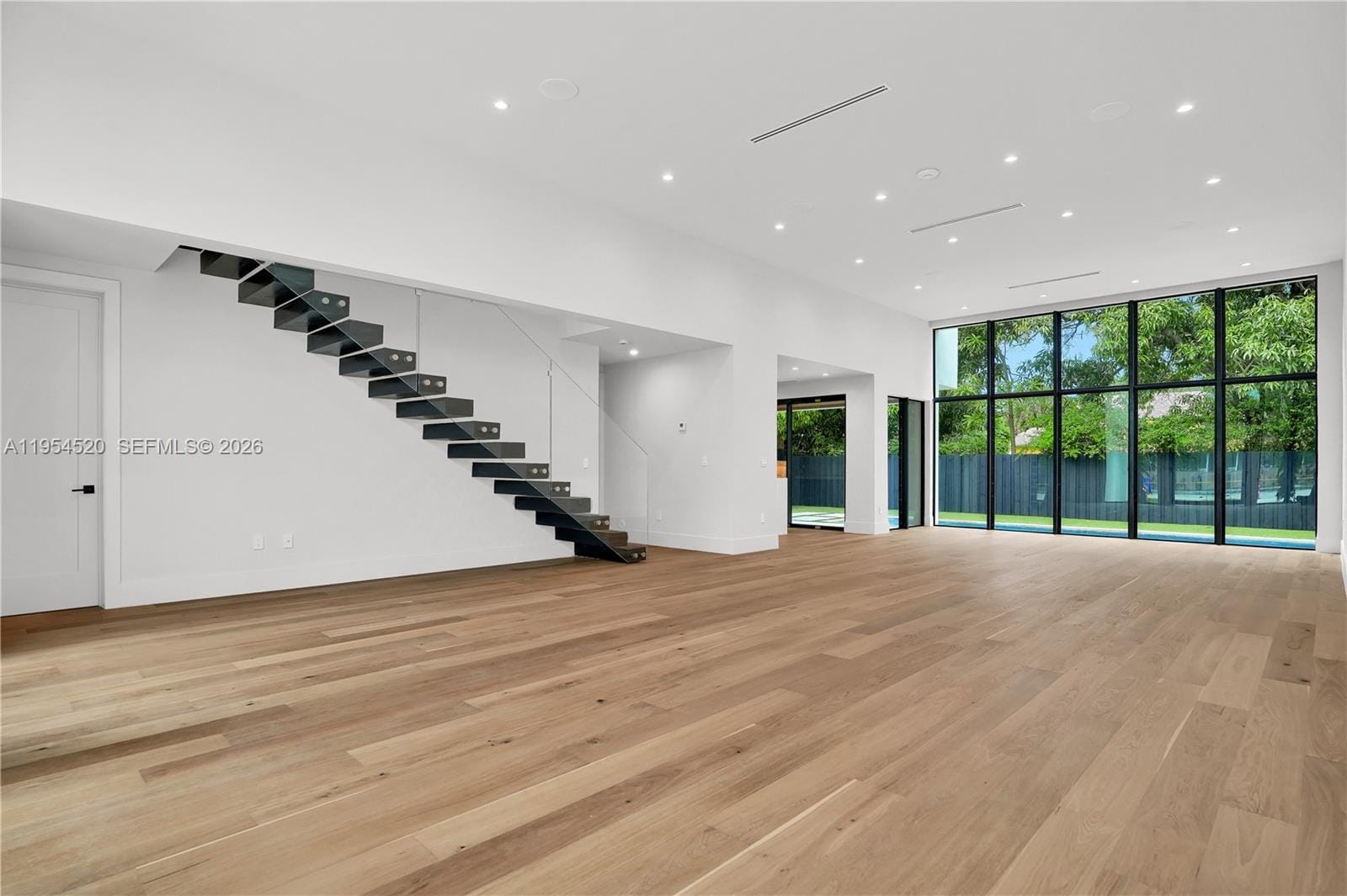 229 NW 42nd Street — photo 12