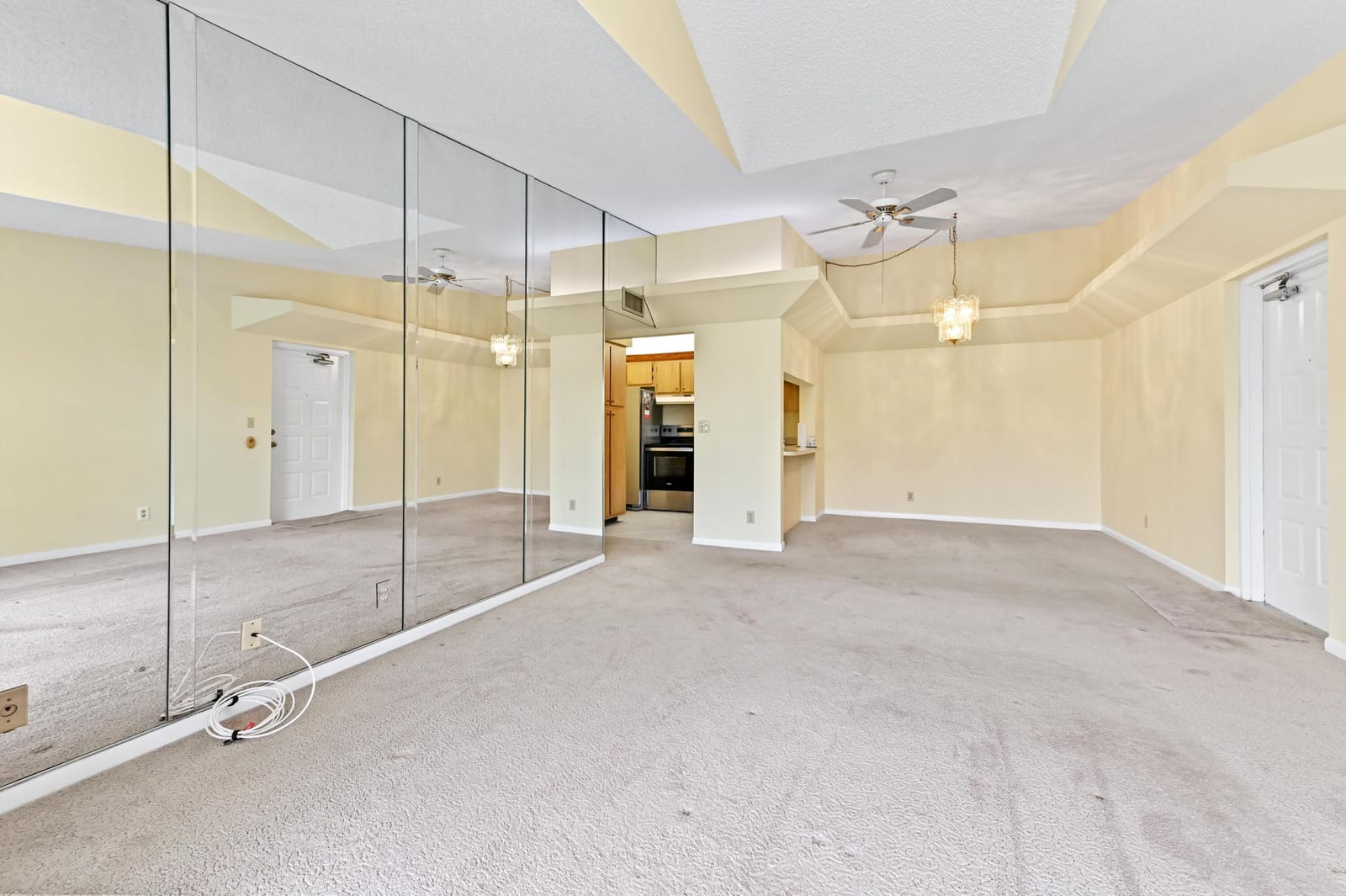 1106 Green Pine Boulevard G3, West Palm Beach, FL 33409 photo 5