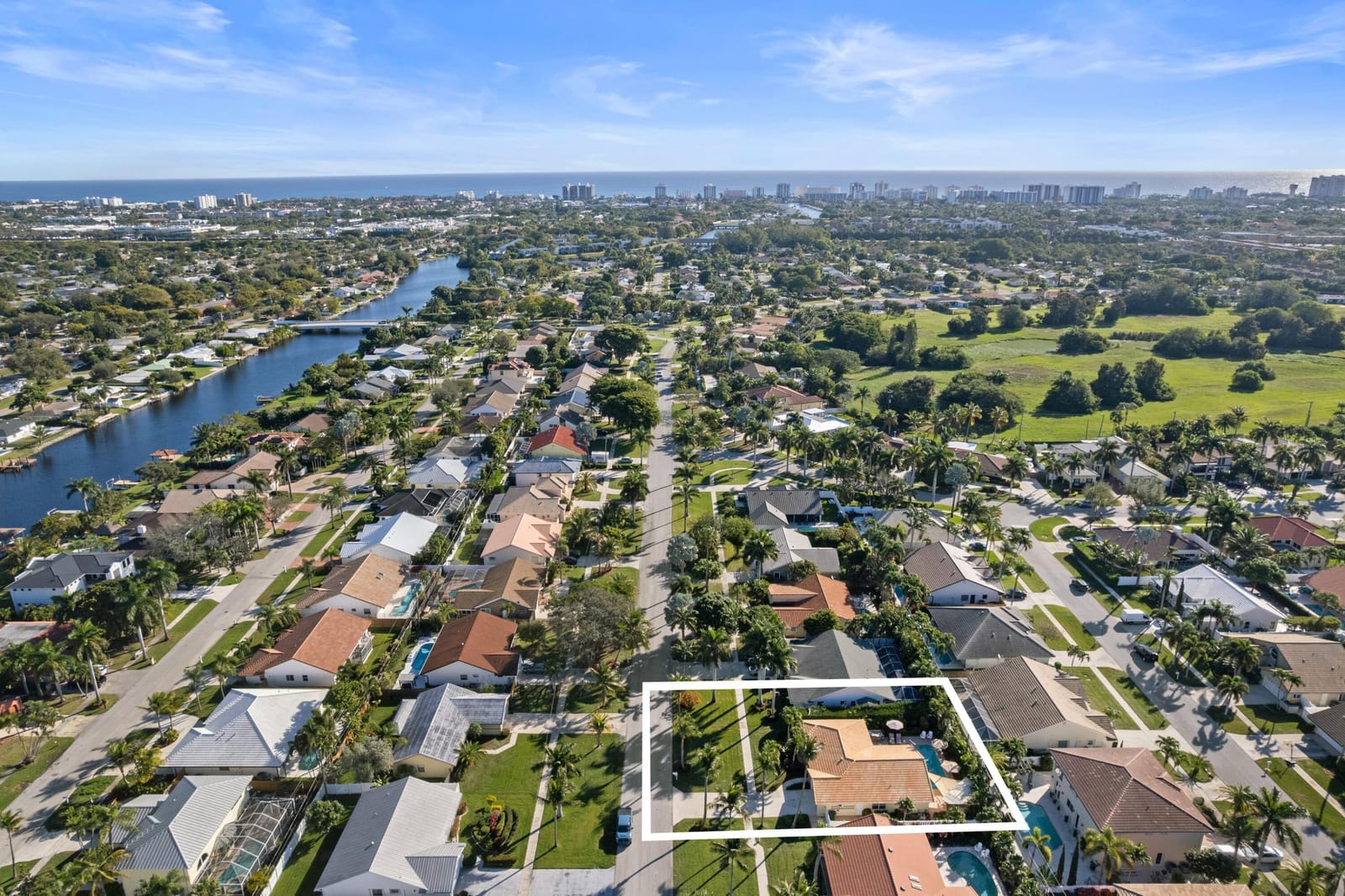 340 N Country Club Boulevard, Boca Raton, FL 33487 photo 29