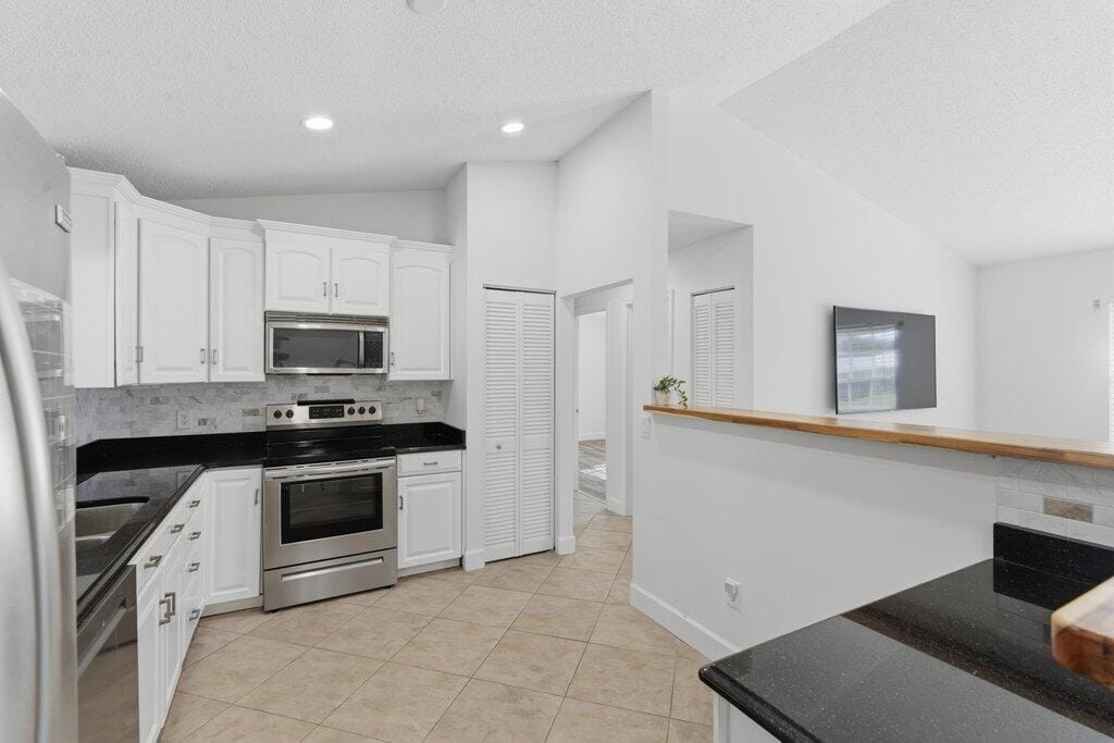 131 NE Naranja Avenue — photo 6