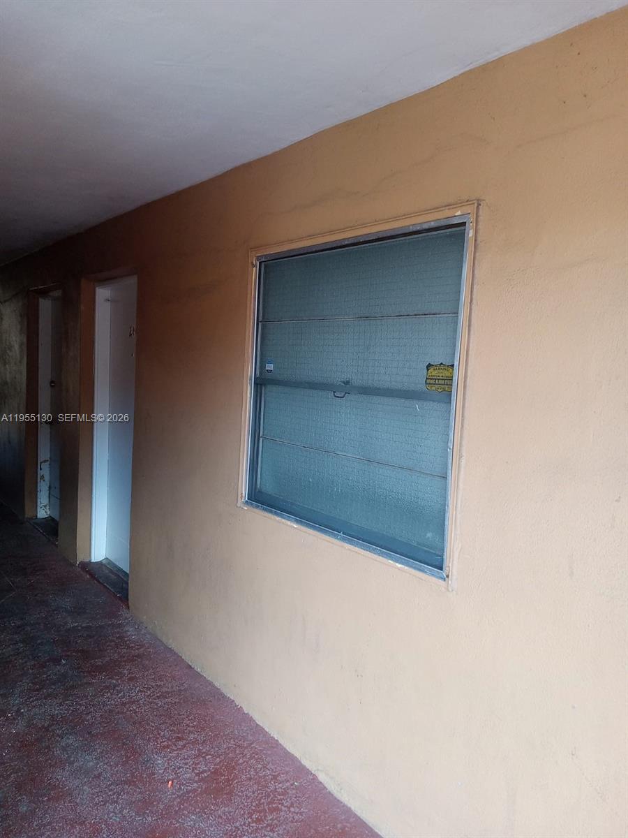 1230 W 54th Street 216A, Hialeah, FL 33012, Hialeah