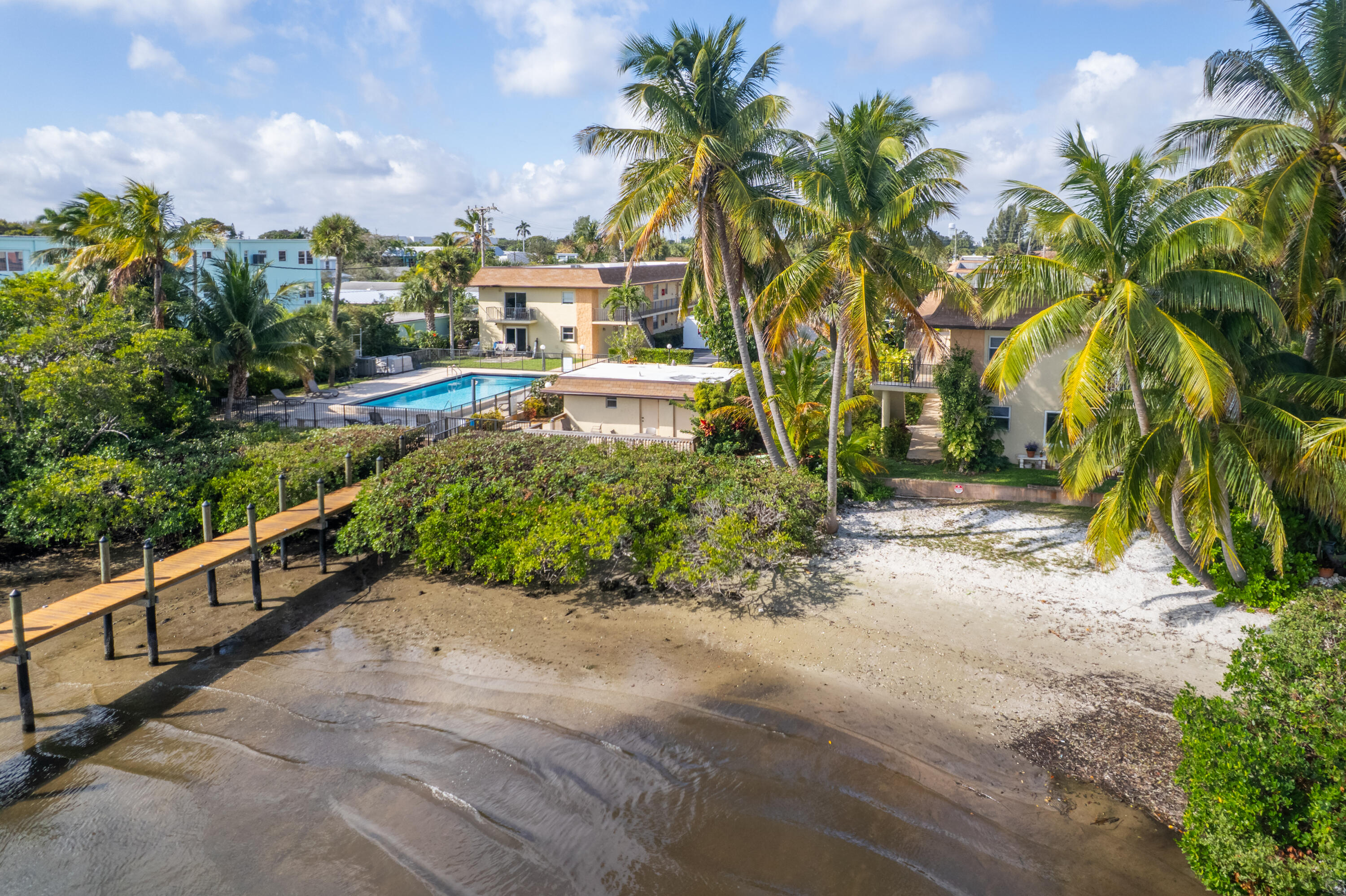 720 N Dixie Highway 603, Lantana, FL 33462, Lantana