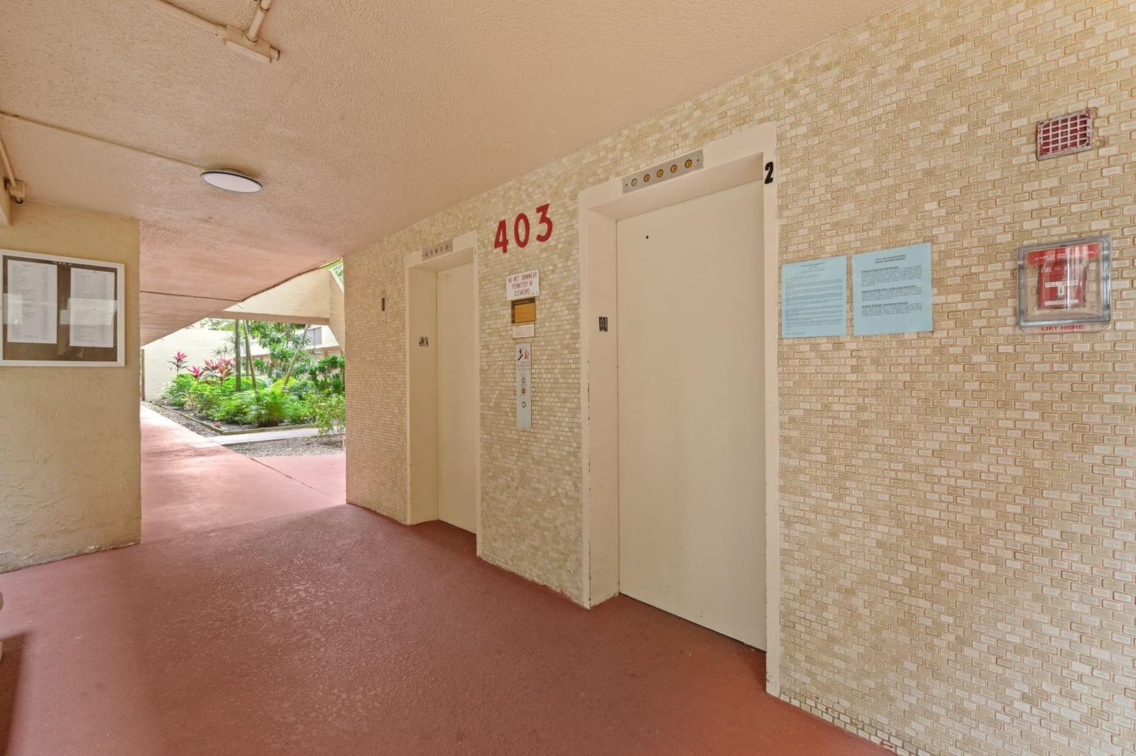 403 NW 68th Avenue 517, Plantation, FL 33317 photo 2