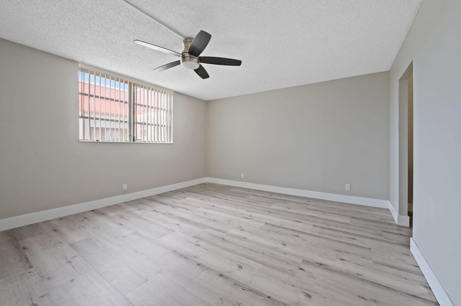 403 NW 68th Avenue 517, Plantation, FL 33317 photo 14