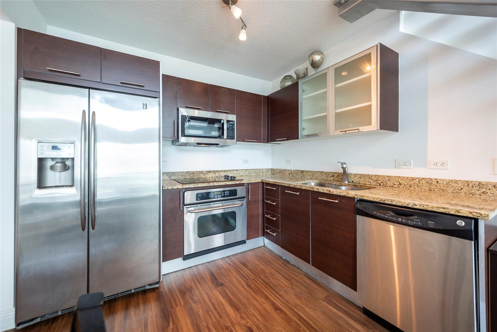 41 SE 5th Street 1315 — photo 8