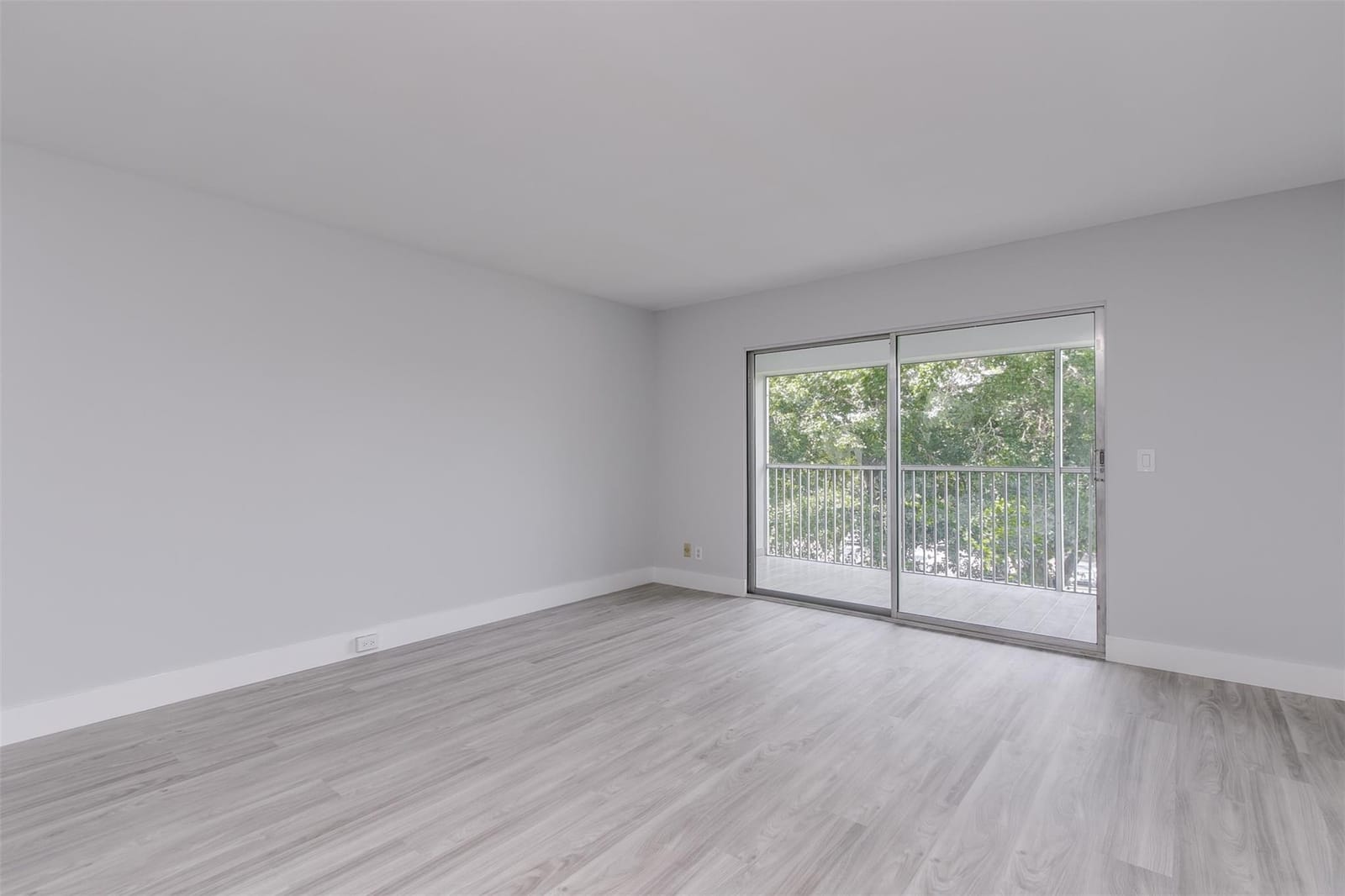 12600 SW 5th Court 408l, Pembroke Pines, FL 33027 photo 15