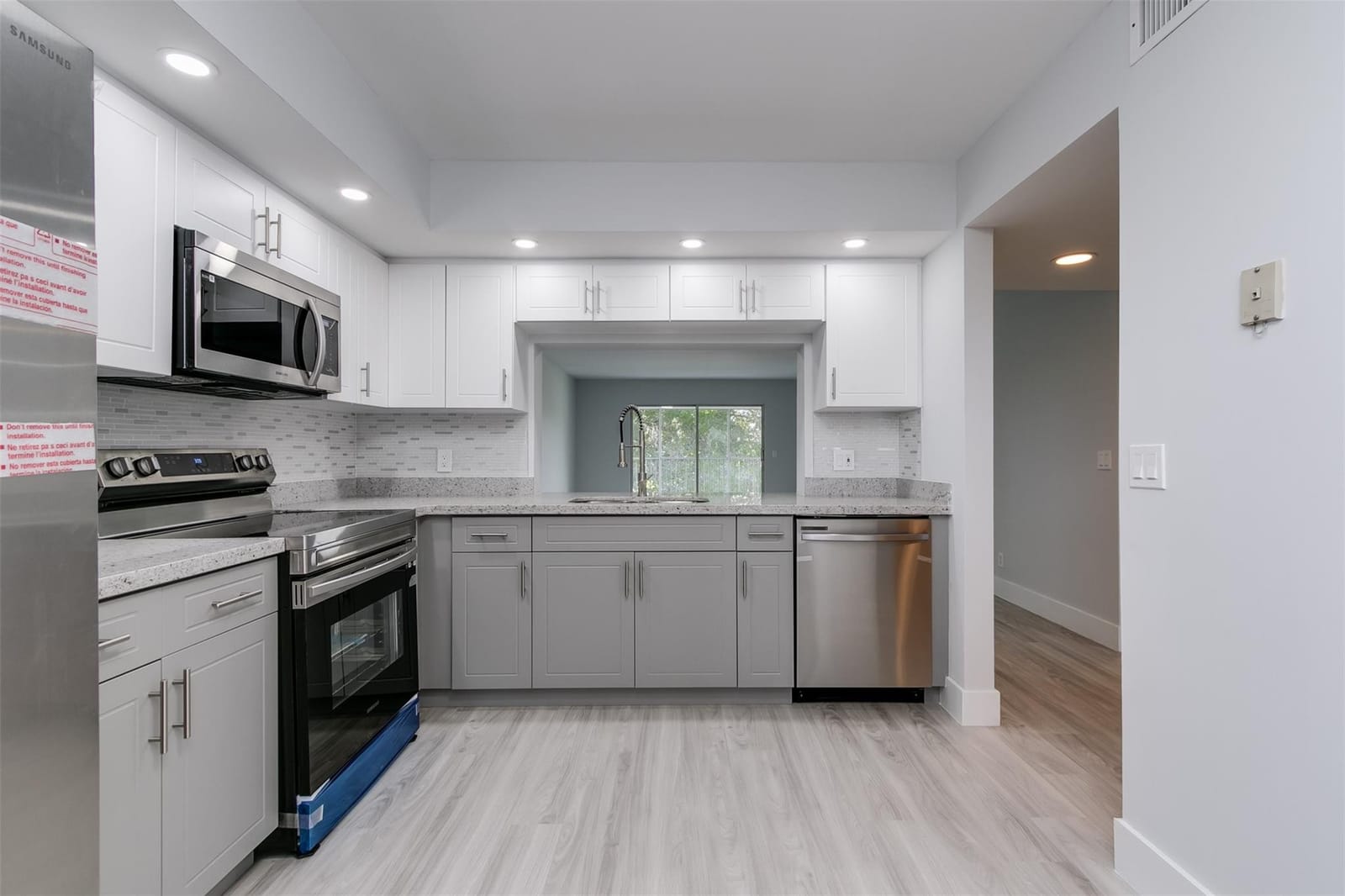 12600 SW 5th Court 408l — photo 5