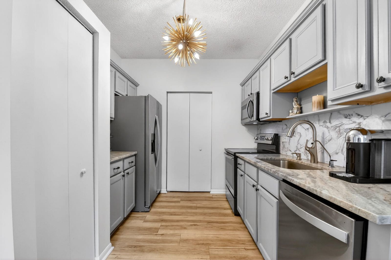 9876 Kamena Circle — photo 5