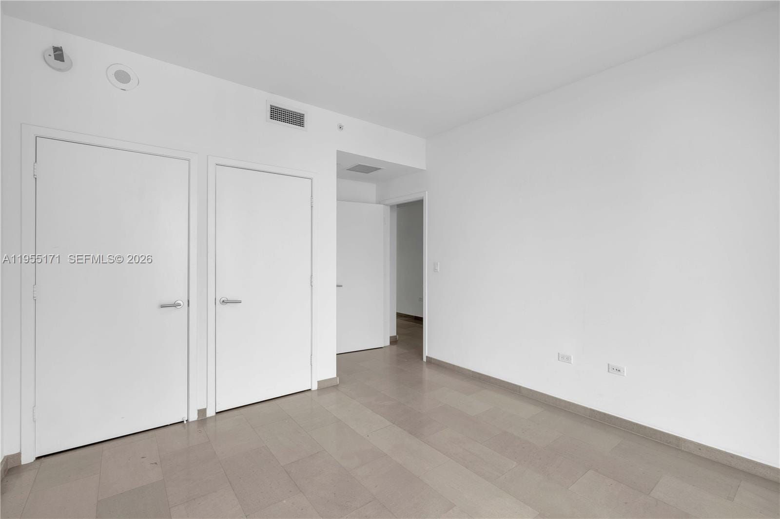 88 SW 7th Street 3711, Miami, FL 33130 photo 23