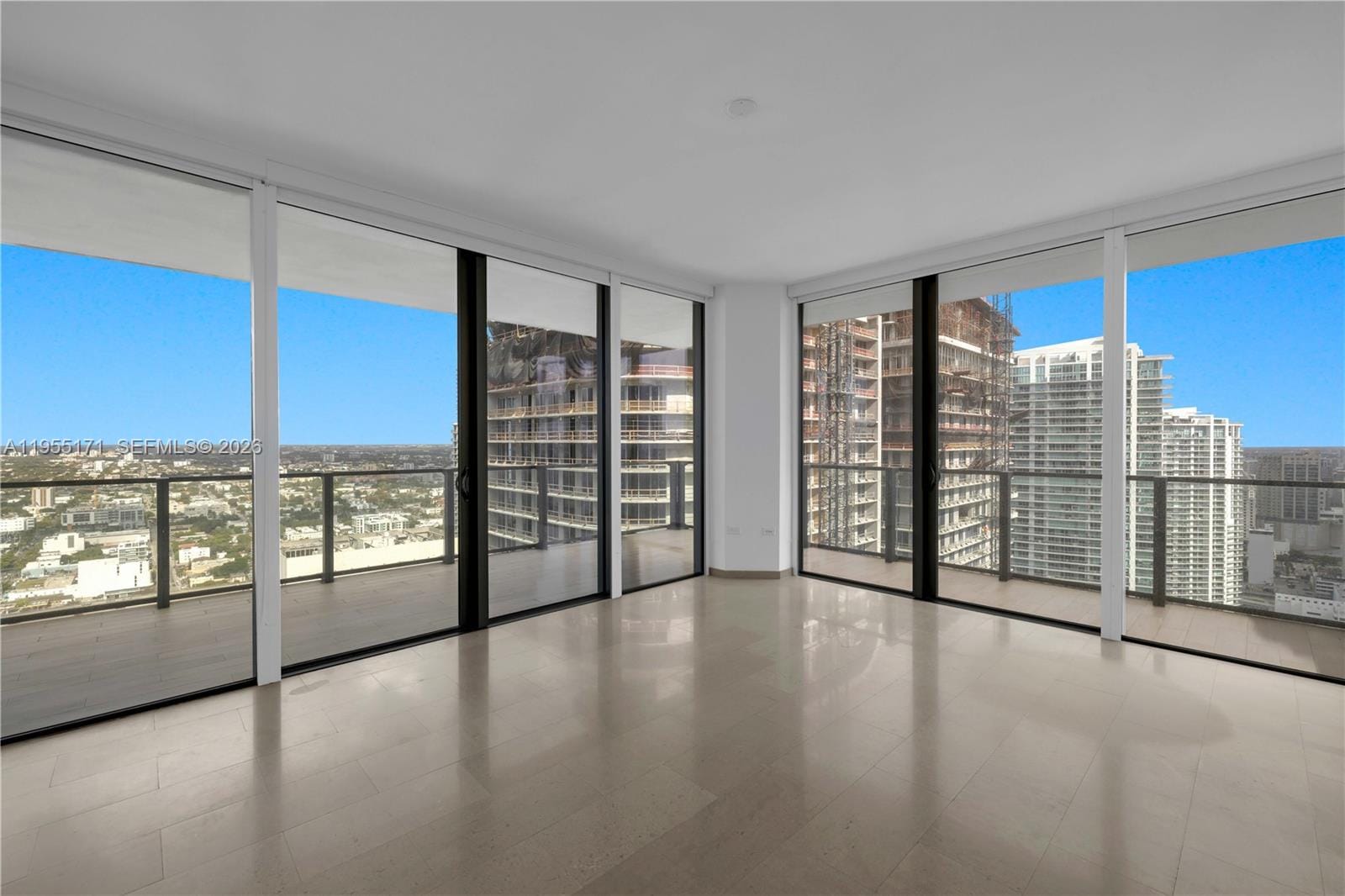 88 SW 7th Street 3711, Miami, FL 33130 photo 28