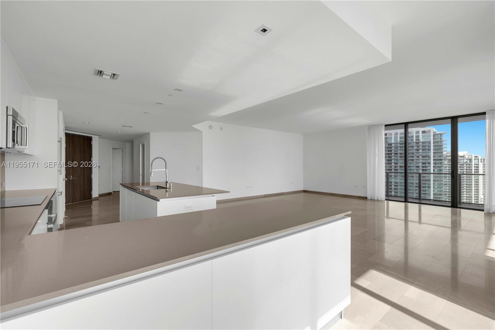 88 SW 7th Street 3711 — photo 4