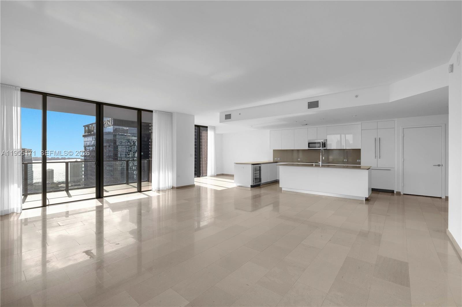 88 SW 7th Street 3711 — photo 7