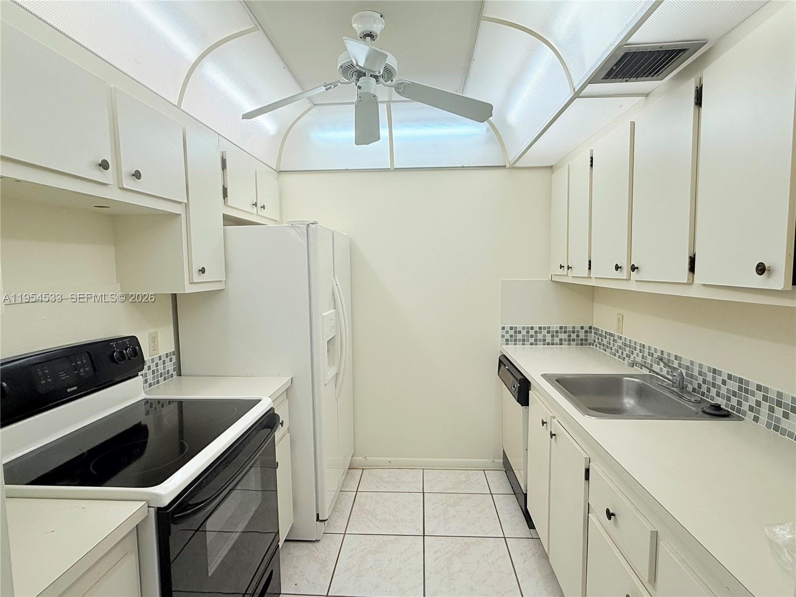 850 SW 133rd Terrace 416B — photo 7