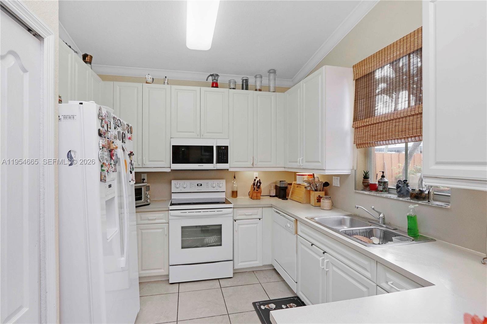 15382 SW 16th Terrace, Miami, FL 33185 photo 8