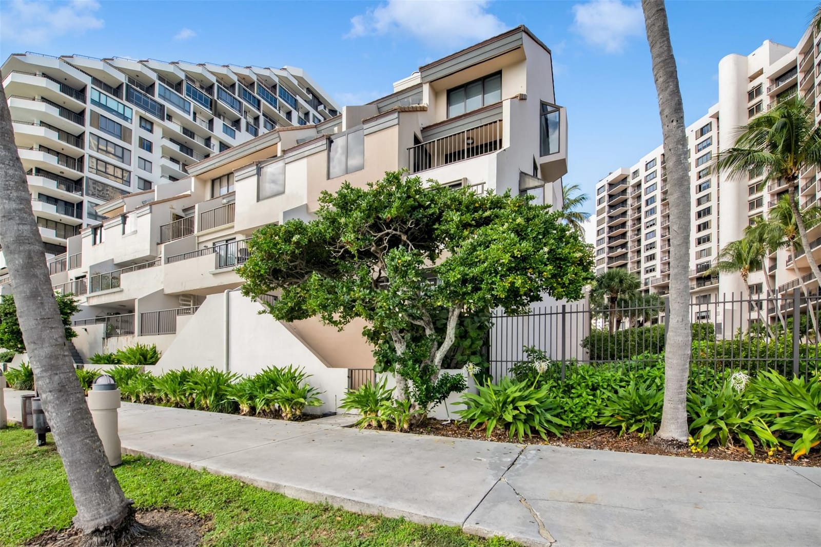 520 E Brickell Key Drive Bh25, Miami, FL 33131 photo 4