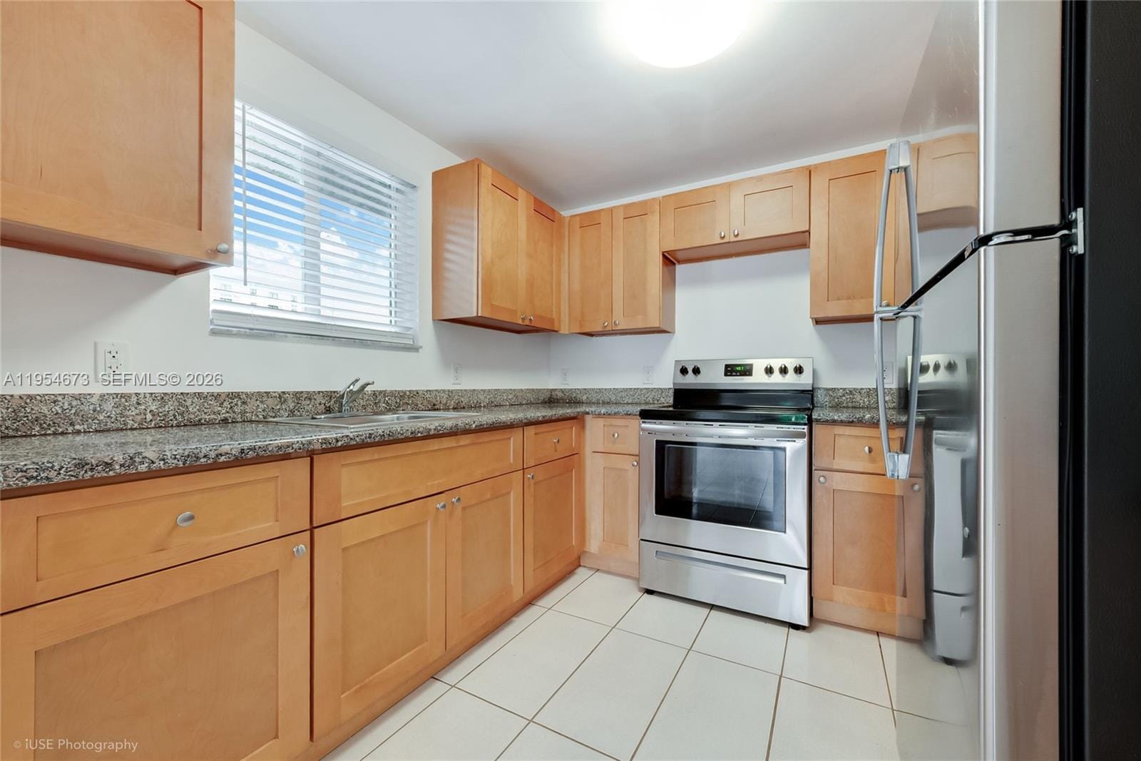 750 SW 2nd Street — photo 4