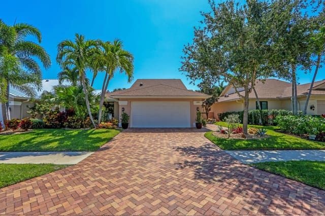 329 Leeward Drive, sold in River, Jupiter, FL