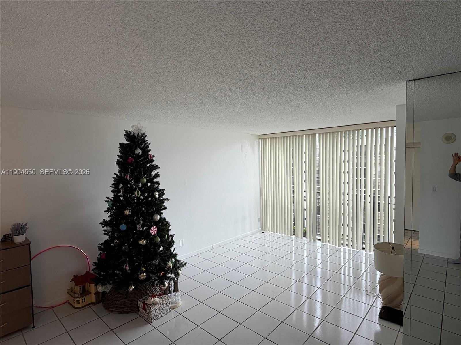 17011 N Bay Road 912, Sunny Isles Beach, FL 33160 photo 4