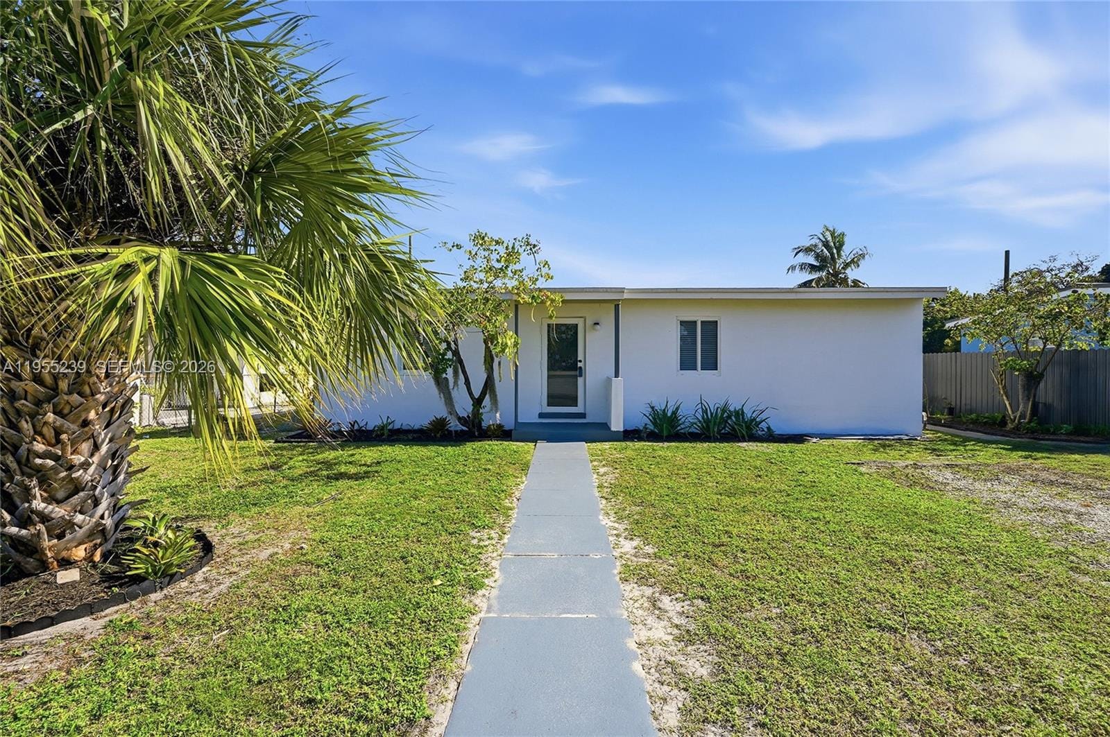 1308 NW 13th Court — photo 2