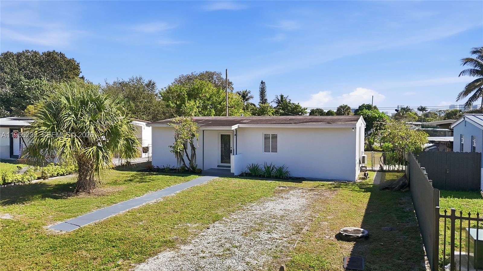 1308 NW 13th Court — photo 4