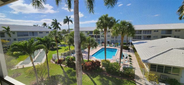 1951 NE 39th Street 353, sold in Lighthouse Point Gardens, Pompano Beach, FL